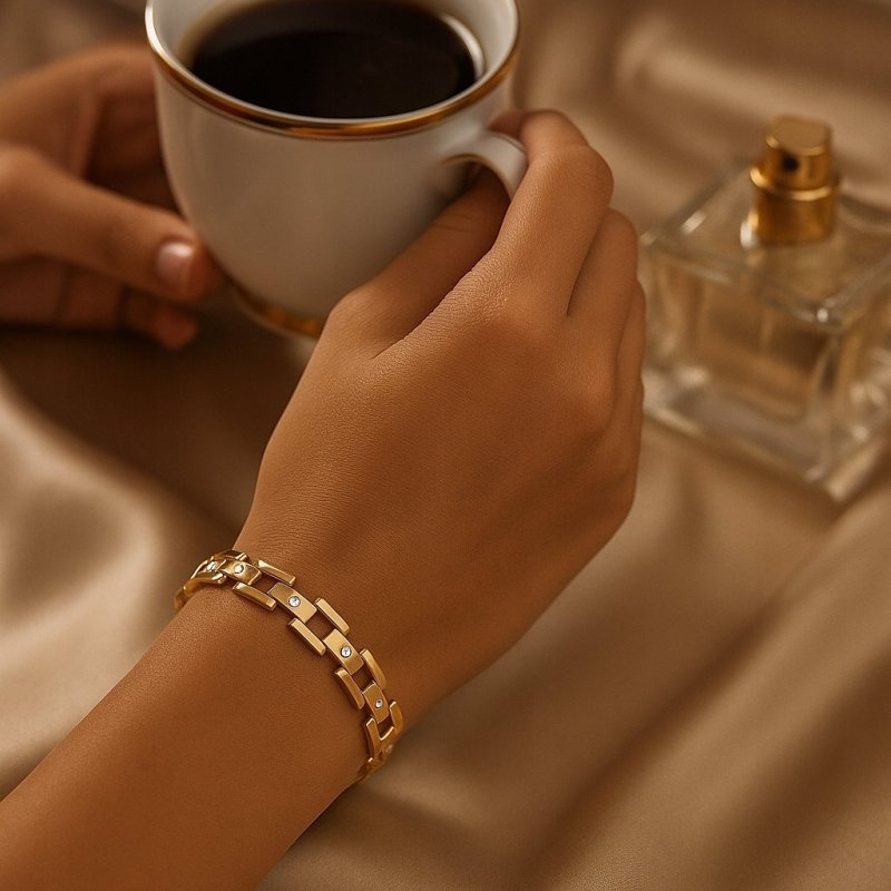 ELEGANCKA ZŁOTA BRANSOLETKA DAMSKA Z CYRKONIAMI MASYWNA, NOWOCZESNA 19,5 CM