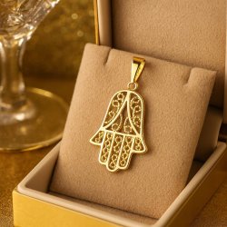 PIĘKNY WISIOREK DAMSKI ZE STALI CHIRURGICZNEJ RĄCZKA FATIMY, CYRKONIE 18K