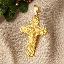 ZŁOTY KRZYŻYK ZE STALI CHIRURICZNEJ Z JEZUSEM, POZŁACANY, AŻUROWY DLA NIEGO