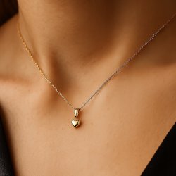 DELIKATNA ZŁOTA ZAWIESZKA SERCE SERDUSZKO CELEBRYTKA STAL CHIRURGICZNA 18K