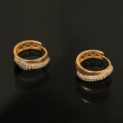 DAMSKIE ZŁOTE KOLCZYKI KÓŁKA Z CYRKONIAMI 1,8 CM STAL CHIRURGICZNA PREZENT