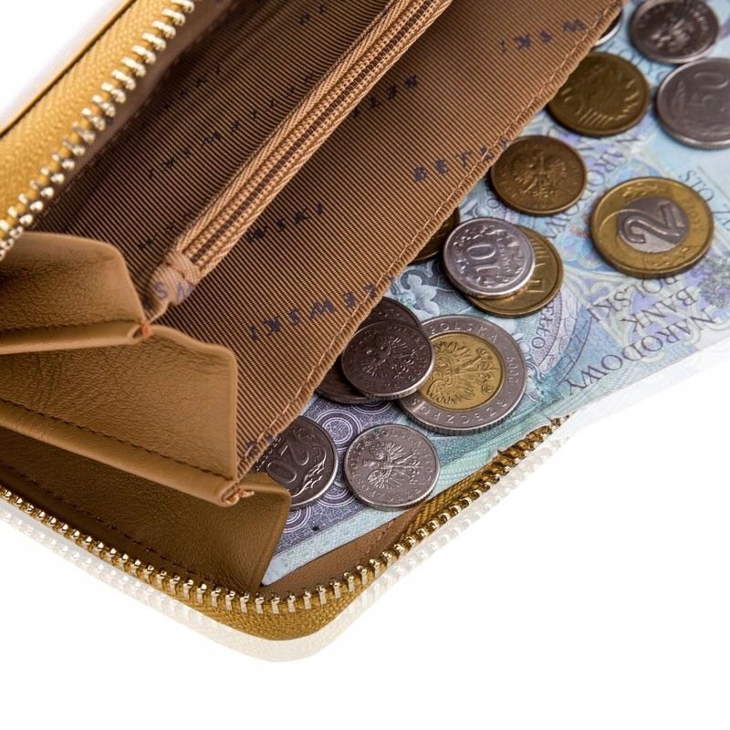 PORTFEL DAMSKI SKÓRZANY ZŁOTY BETLEWSKI LAKIEROWANY DUŻY RFID ORYGINALNY