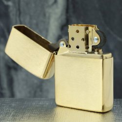 ORYGINALNA ZAPALNICZKA ZIPPO ARMOR BRASS MOTYW NA PREZENT + GRAWER