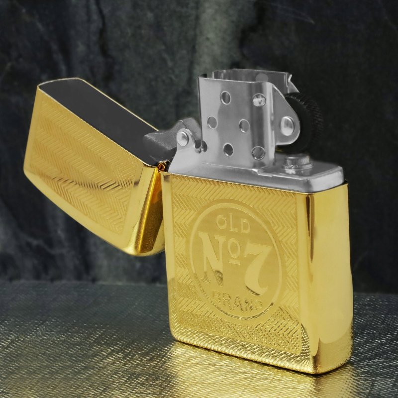 ORYGINALNA ZAPALNICZKA ZIPPO ARMOR BRASS MOTYW NA PREZENT + GRAWER