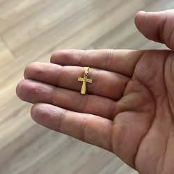 SREBRNY KOMUNIJNY KRZYŻYK DIAMENTOWANY PR. 925 RODOWANY KRZYŻ NA PREZENT