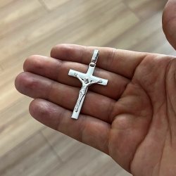ELEGANCKI SREBRNY DIAMENTOWANY KRZYŻYK RODOWANY 925 PREZENT DLA CHŁOPCA