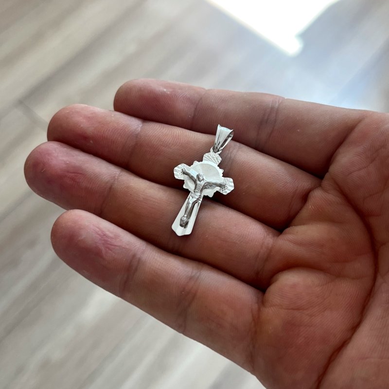 LŚNIĄCY SREBRNY KRZYŻYK RODOWANY DIAMENTOWANY KRZYŻ PREZENT DLA DZIEWCZYNKI