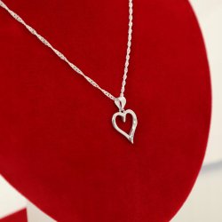 SREBRNY NASZYJNIK SERCE CELEBRYTKA 925 ŁAŃCUSZEK ZAWIESZKA+RÓŻA WIECZNA LED