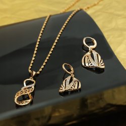 ZŁOTY NASZYJNIK DAMSKI ŁAŃCUSZEK ZAWIESZKA STAL CHIRURGICZNA 18K DLA BABCI