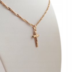 POZŁACANY NASZYJNIK KRZYŻ Z JEZUSEM NA PREZENT DLA NARZECZONEJ