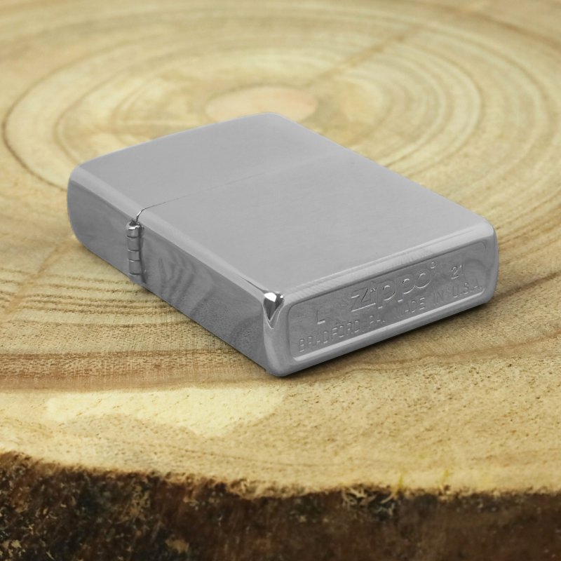 Zapalniczka Zippo Brushed Chrome z personalizowanym grawerem i benzyną