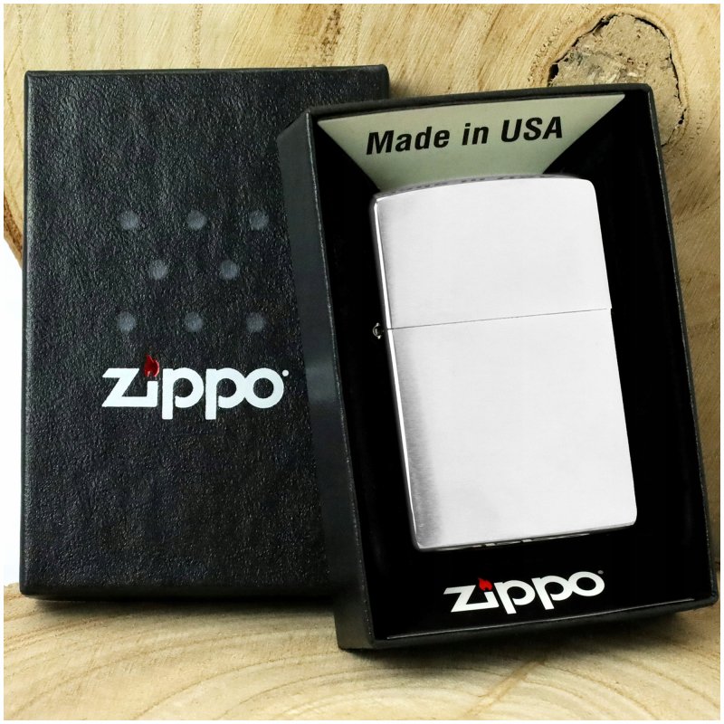 Zapalniczka Zippo Brushed Chrome z personalizowanym grawerem i benzyną